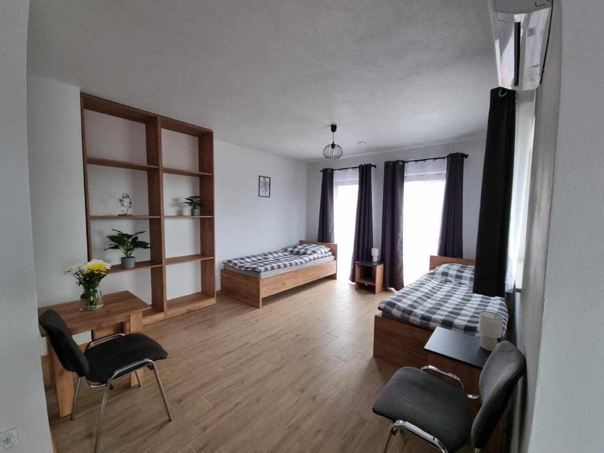 Pokoje Pod Wietrznia Kielce Buitenkant foto