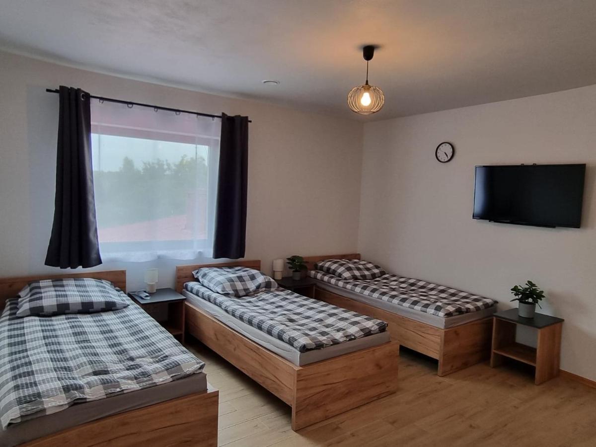 Pokoje Pod Wietrznia Kielce Buitenkant foto