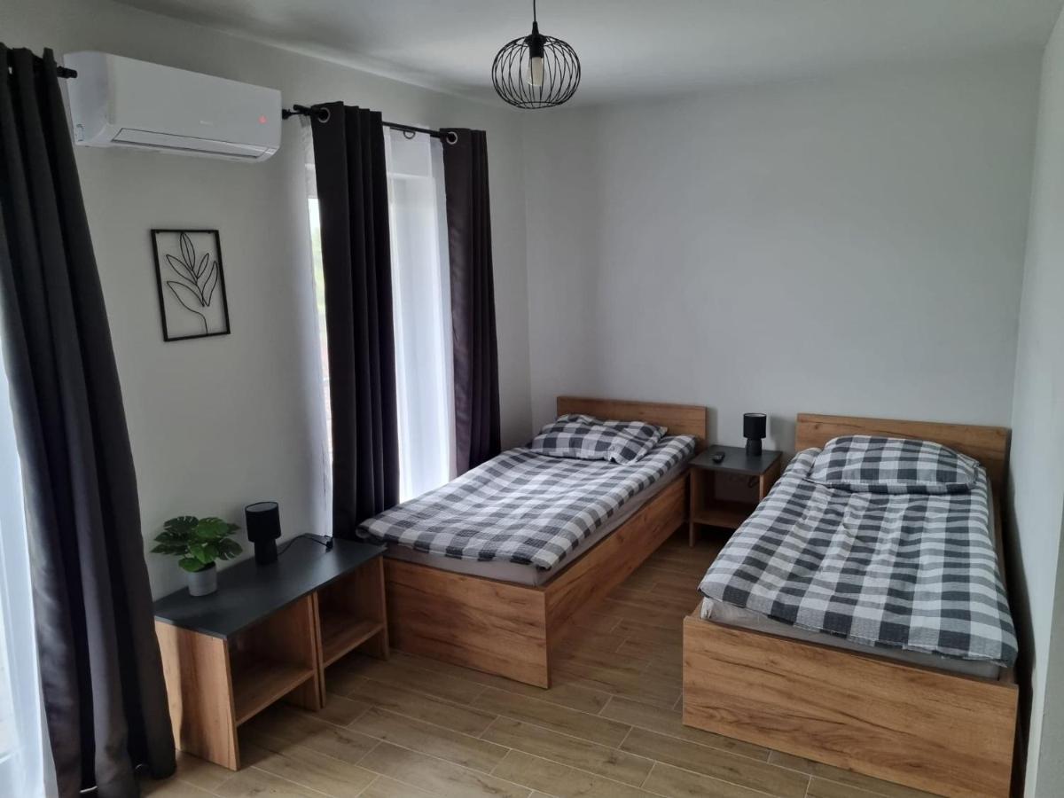 Pokoje Pod Wietrznia Kielce Buitenkant foto